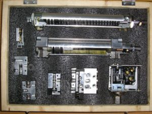 Cut Section of Hydraulic and Pneumatic Components - CUT15